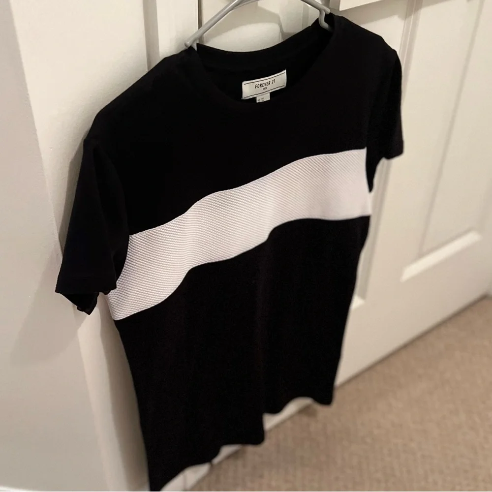 3/$19 Forever 21 color block wide stripe textured short sleeve shirt